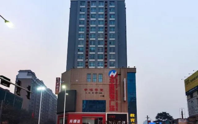 Huixian Hualong Lido Fashion Hotel (Times Square)