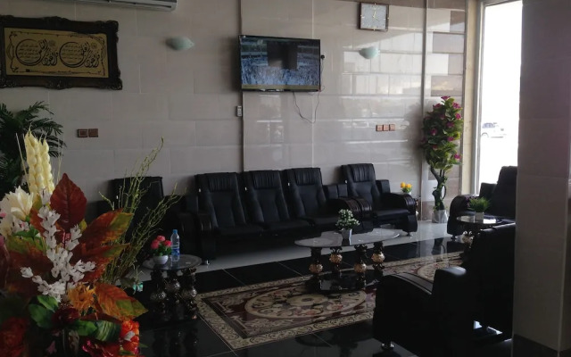 Al Eairy Furnished Apartments Tabuk 4