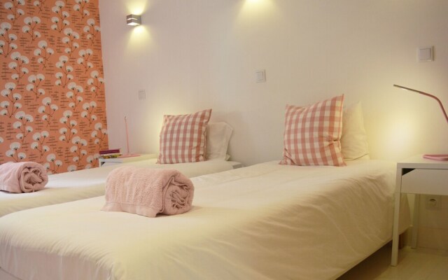 Santa Catarina Deluxe by Homing