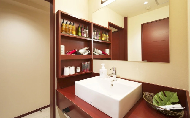Jyubankan - Adults Only