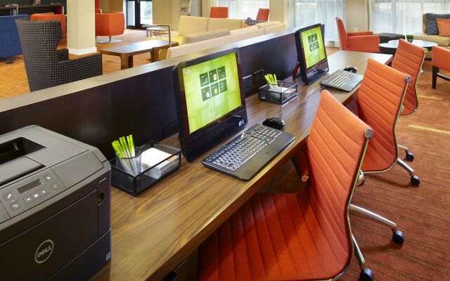 Courtyard by Marriott Akron Stow