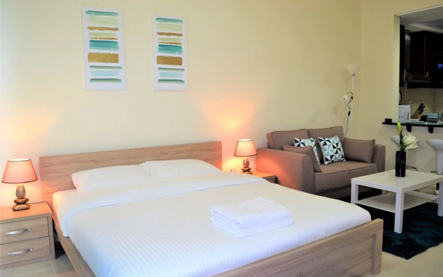 MGL - Spacious Studio Apartment