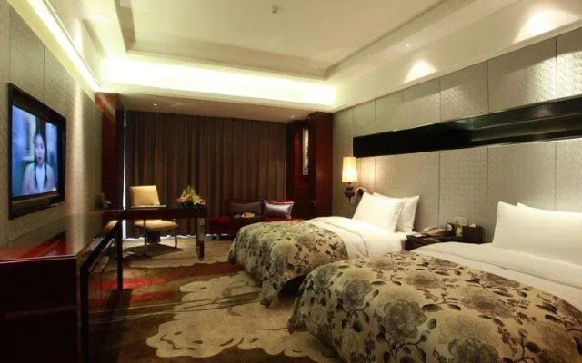 Chongqing Kingtown Hotel