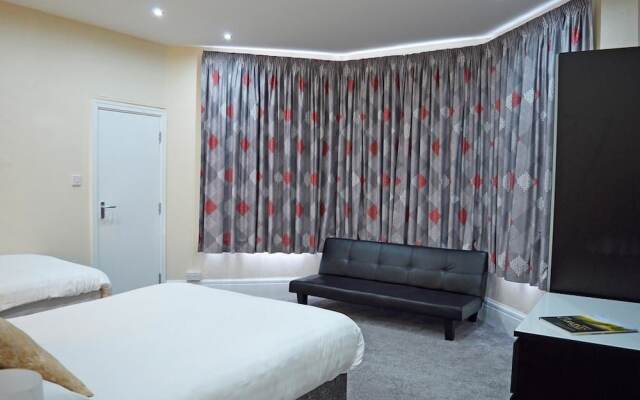The Carlton Hotel