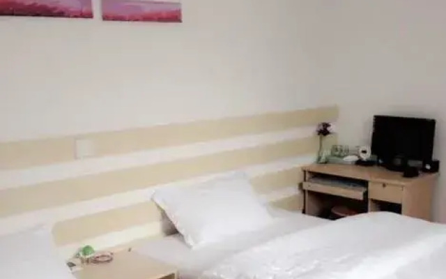 Xiangyue College Hotel