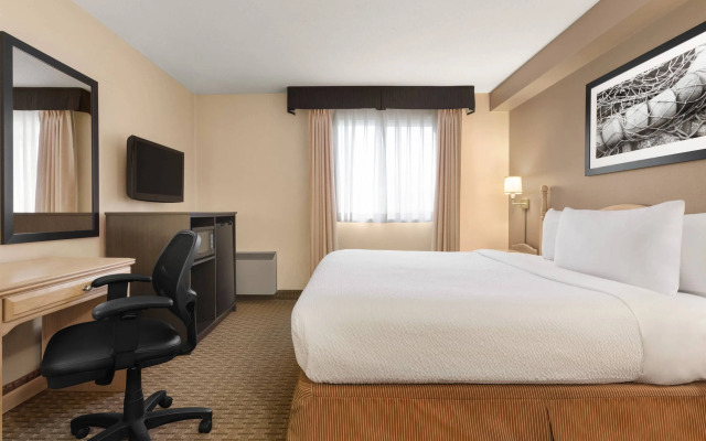Travelodge by Wyndham North Battleford