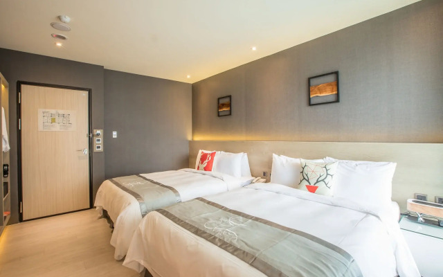 Vasty Hotel
