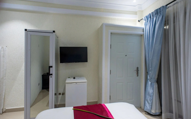 The Ritzz Exclusive Guest House
