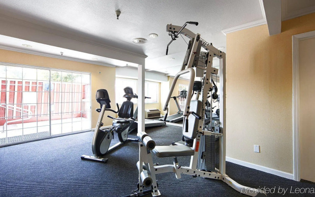 Best Western Plus Executive Suites