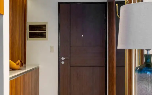 Modern Luxury 1BR in Venice Mckinley