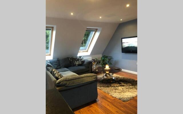 Private Coach house in gated residence