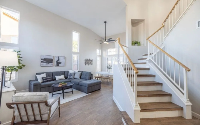 Gilbert Douglas 1 Bedroom Home by RedAwning