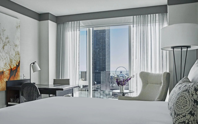 Loews Chicago Hotel