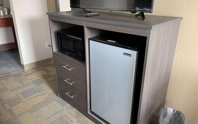 SureStay Hotel by Best Western Olathe