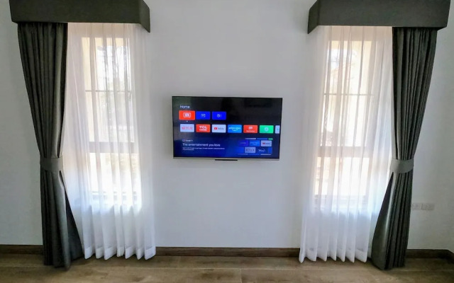 Isan Golf & Adventure Hotel