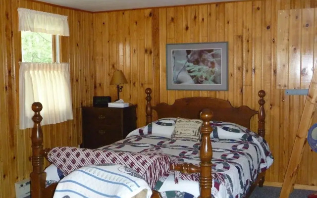 Hay Lake Lodge & Cottages