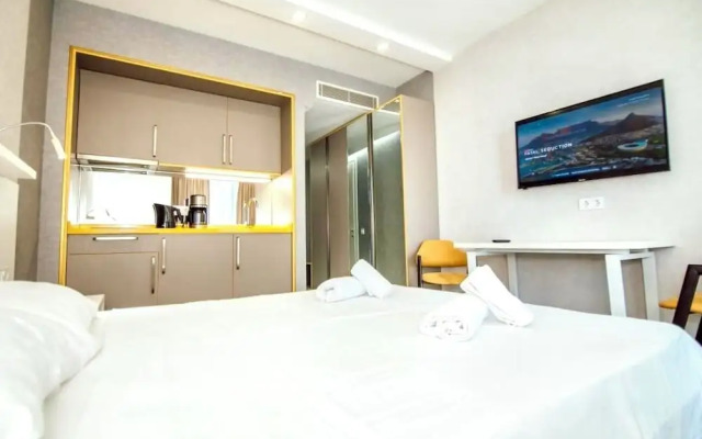 Alliance Palace Aparthotel