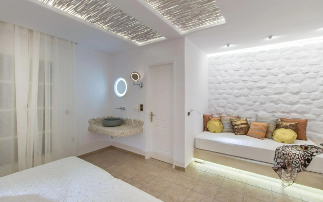 Spiros Hotel