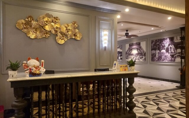 Mia Hotel (Feliz Hotel Binh Duong)