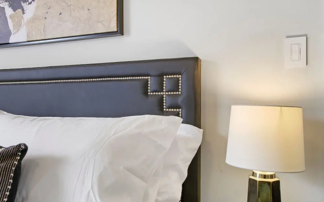 Prime 1BR Apt - Cullom F2