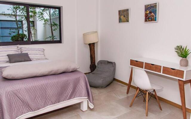100MB Apt with Rooftop & Swimming Pool