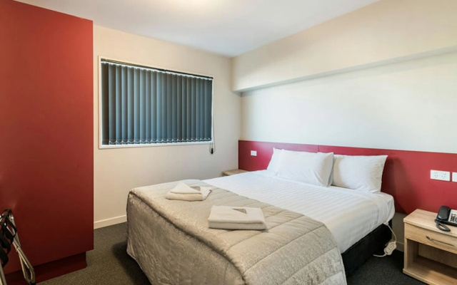 C Motel – Guest Rooms – Christchurch