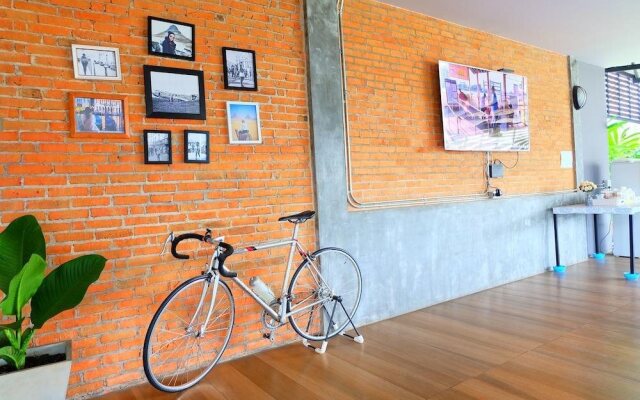 Bed Hub Hotel