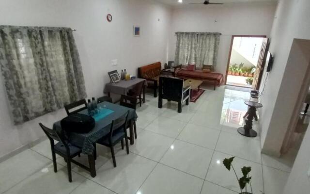 Snow Pine Holiday Home...Virajpet