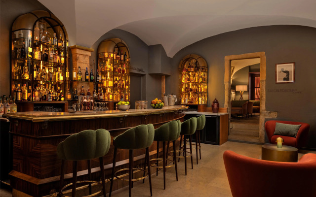Cour des Loges Lyon, A Radisson Collection Hotel