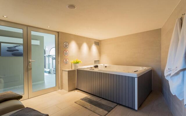 Villa Ida in Lenno with 3 bedrooms and 2.5 bathrooms