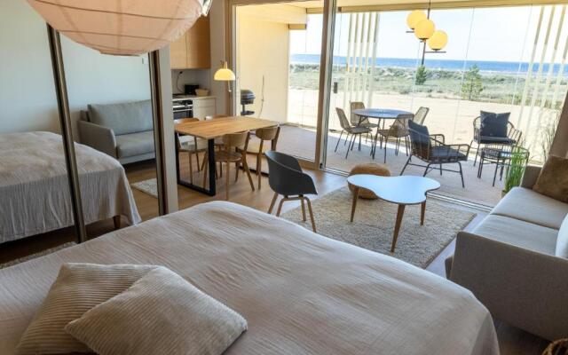 Marina Resort A2