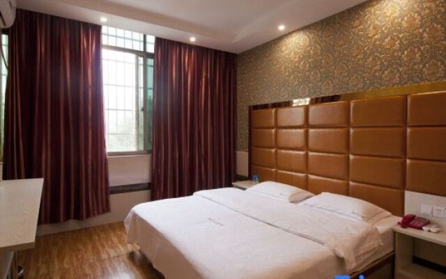 Xiangtan Tianlun Business Hotel