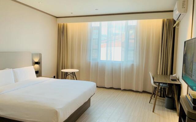 Hanting Hotel Shanghai Luodian Ancient Town