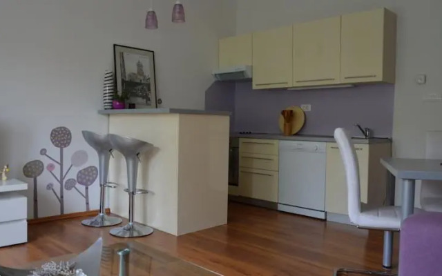 Apartment Little Square 155