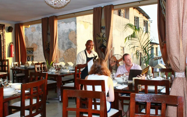 Al Johari Hotel & Spa