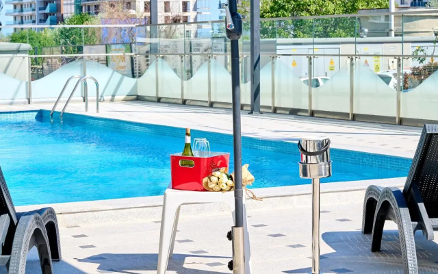 Mambo Studio in Nord10 Pool And Playground