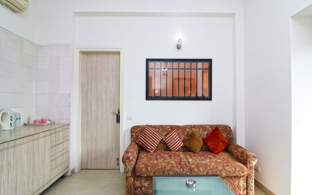 OYO 20016 SilverKey Huda City Centre