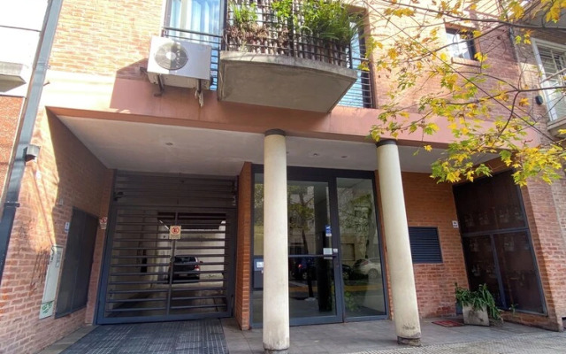 RentUp-Elegancia con balcón. Recoleta