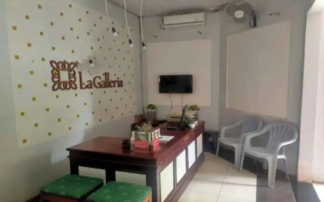 OYO 91179 Hotel Lagalleria