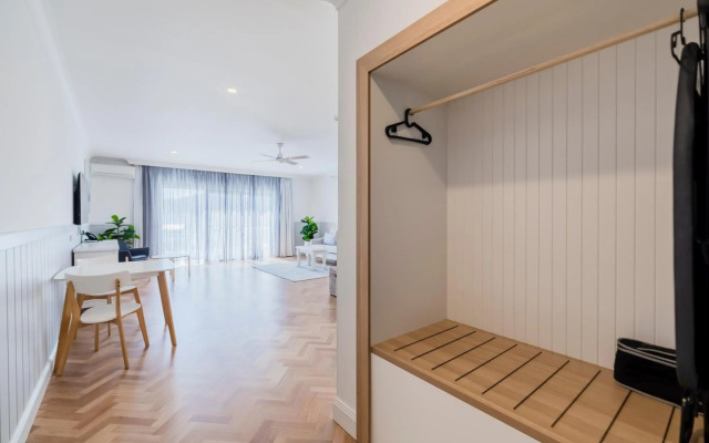 The Quarters, Ascend Hotel Collection