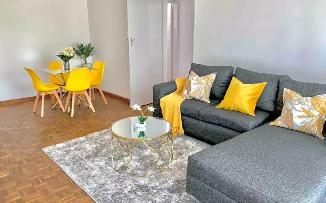 2 Bed Condo in the Avenues - 2143