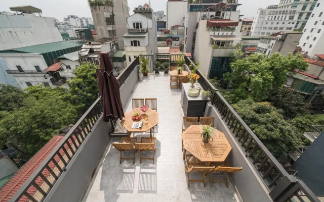 Narcissus 2 Hotel & Apartment