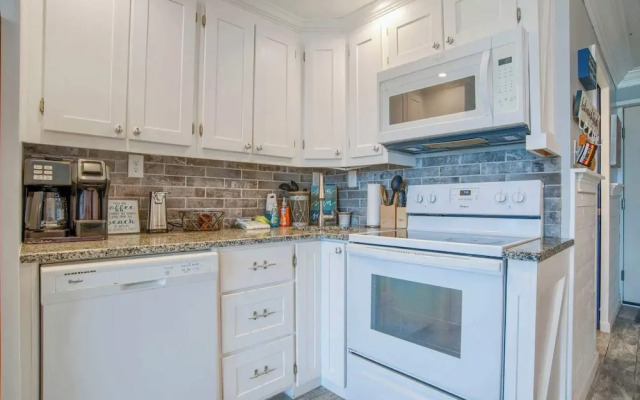 Seaside Villa Ocean View Studio!