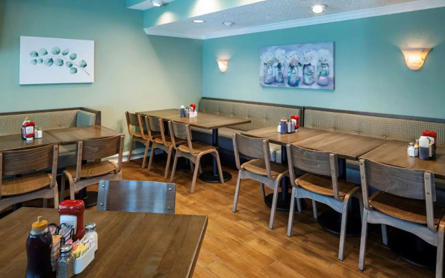 Holiday Inn New Smyrna Beach