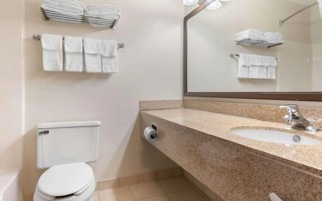 Quality Inn Fairborn near Wright Patterson AFB
