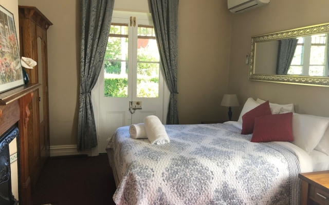 Glenella Guesthouse