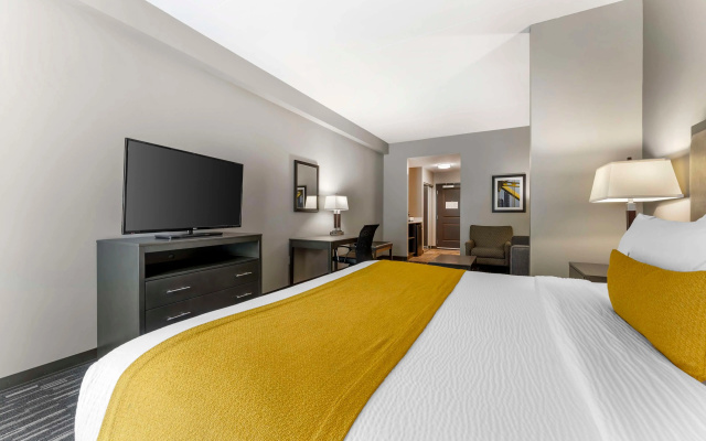 Best Western Plus Cranberry-Pittsburgh North