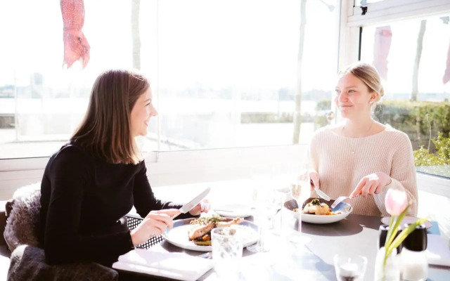 Hotel Rheinpromenade8