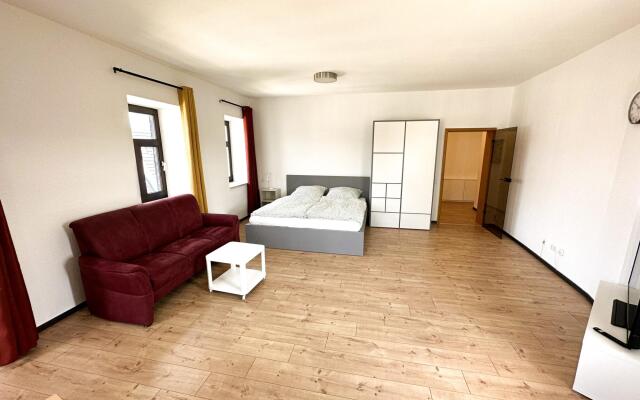 Cozy City-Center Apartment with Modern Amenities in Historic Brühl