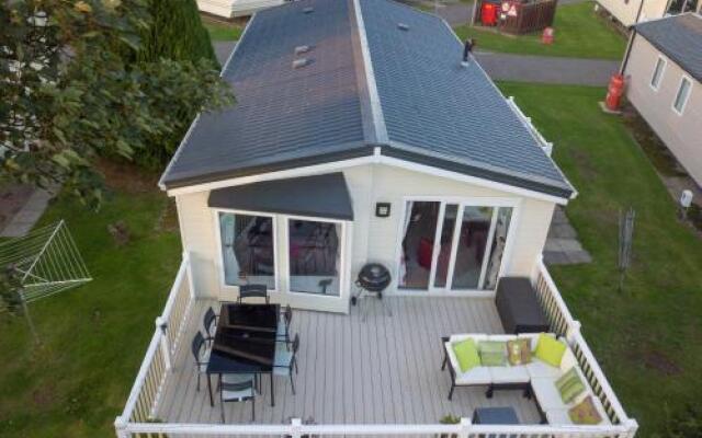 Casa Lago - Luxury lodge with Exclusive lake view - Haggerston castle